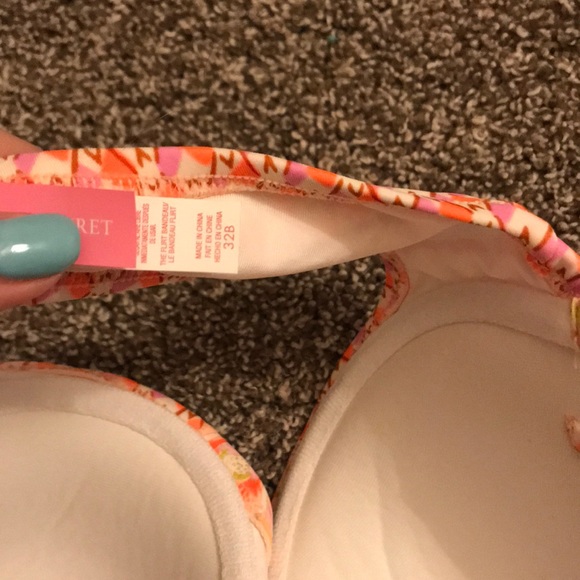 Bandeau swimsuit top - Picture 2 of 2